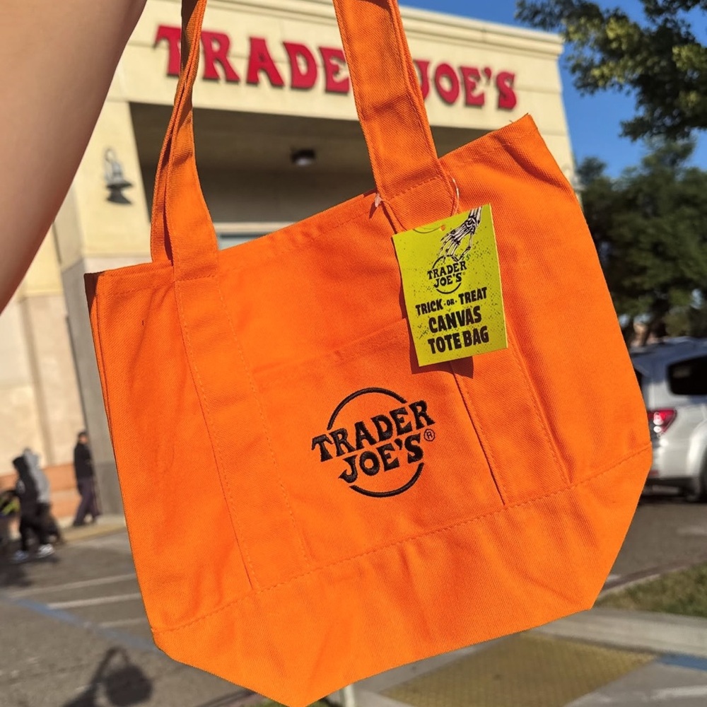 🧡Trader Joe’s mini canvas tote in Orange 🧡